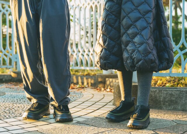 シャカ」からミリタリーカラーを交えた「ZIP MOCCASIN BOOTIE EX」の新